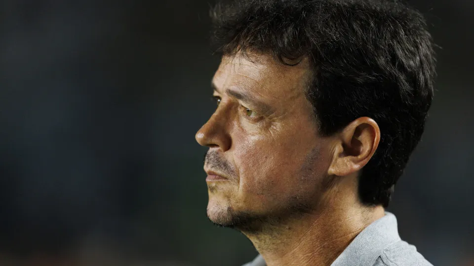 Corinthians tenta retomar força em Itaquera contra o Santa Fé após exageros no Dérbi